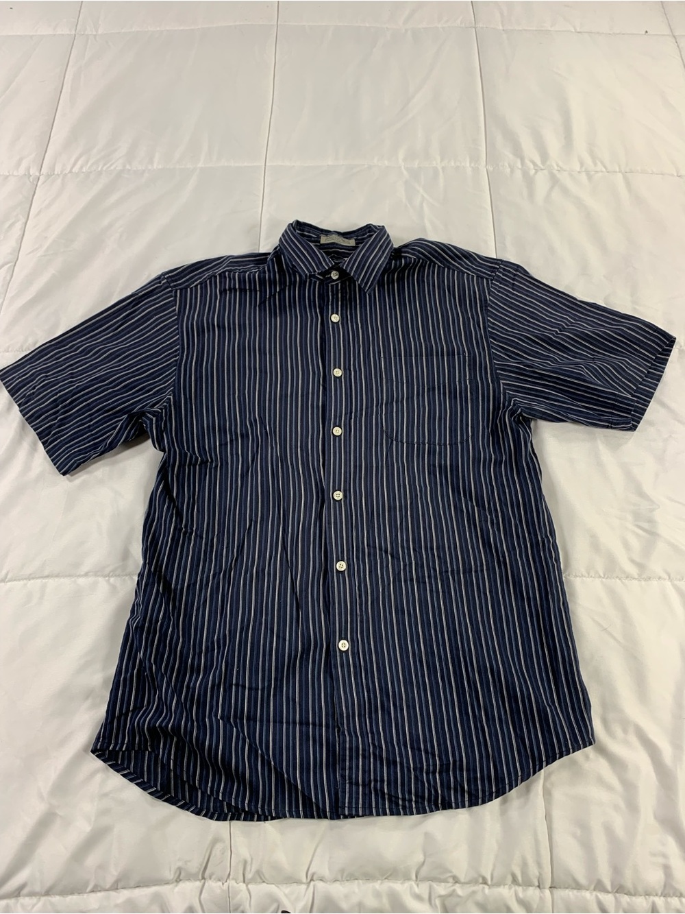 Pre loved RETREAT shirt mens size M